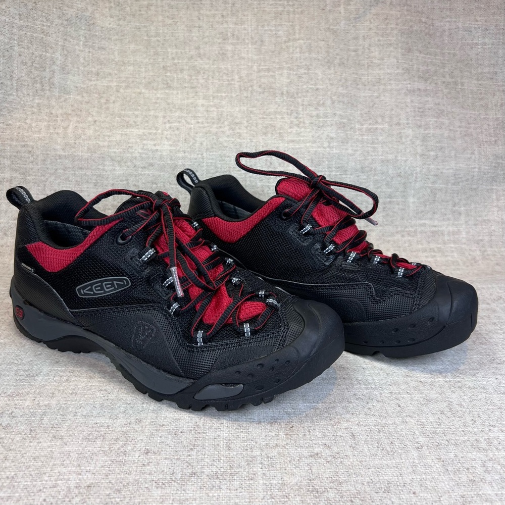 Keen Delaveaga mens trail hiking disc golf shoes size 8.5 (41) black red outdoor